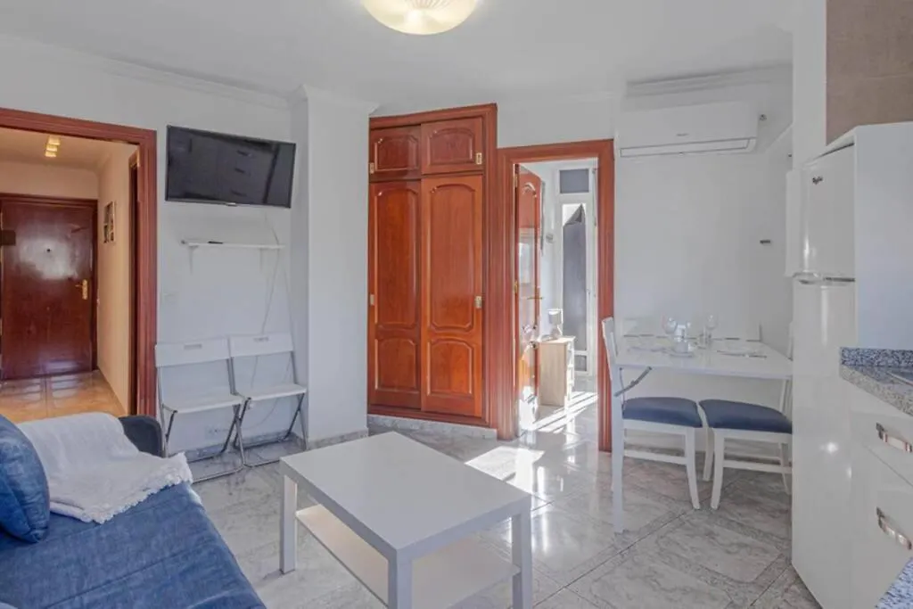 Διαμέρισμα 797 Holiday Rentals - Amplio Estudio En Puerto Marina Benalmádena