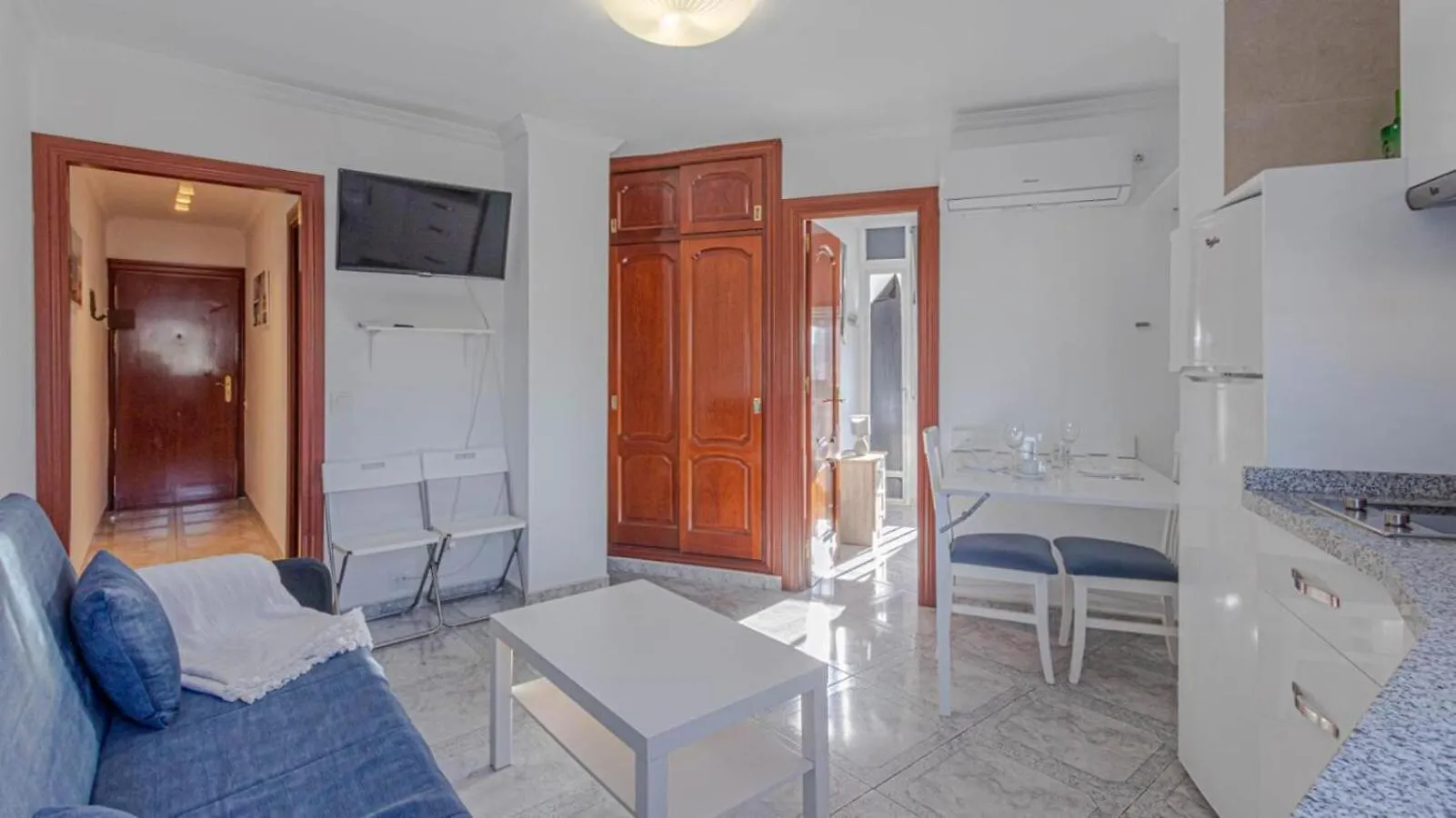 797 Holiday Rentals - Amplio Estudio En Puerto Marina Benalmadena