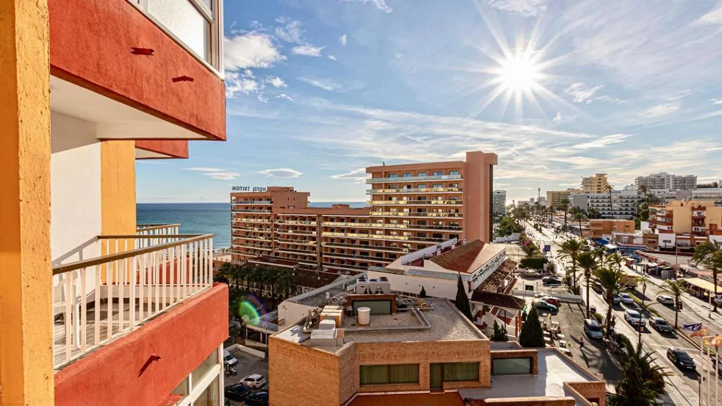 Apartamento 797 Holiday Rentals - Piso en Puerto Marina a 1 min de la playa Benalmádena